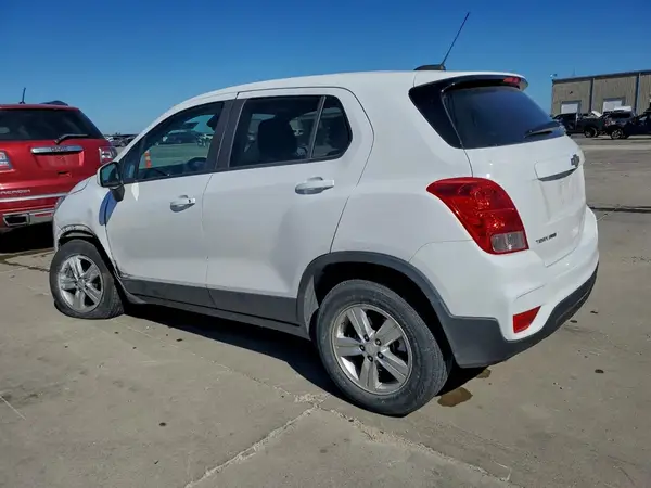 3GNCJNSB4KL290875 2019 CHEVROLET TRAX - Image 2