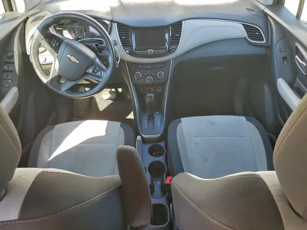 3GNCJNSB4KL290875 2019 CHEVROLET TRAX - Image 8