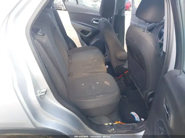 3GNCJNSB4KL373352 2019 CHEVROLET TRAX - Image 8