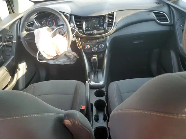 3GNCJNSB4KL373951 2019 CHEVROLET TRAX - Image 8