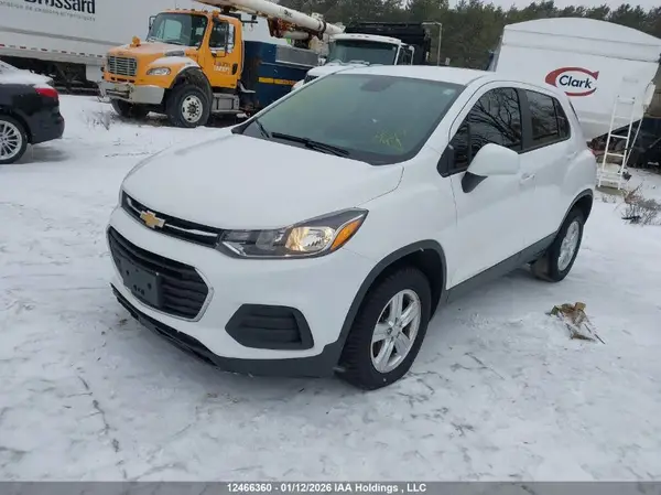 3GNCJNSB4KL386148 2019 CHEVROLET TRAX - Image 2