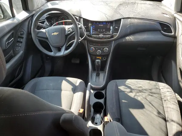 3GNCJNSB4LL147877 2020 CHEVROLET TRAX - Image 8
