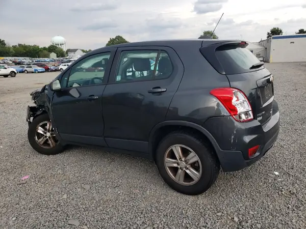 3GNCJNSB4LL174593 2020 CHEVROLET TRAX - Image 2