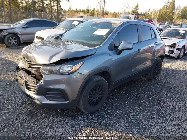 3GNCJNSB4LL176912 2020 CHEVROLET TRAX - Image 2