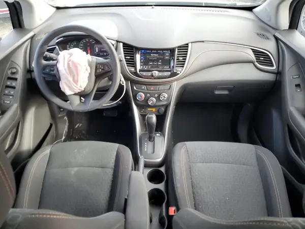 3GNCJNSB4LL194861 2020 CHEVROLET TRAX - Image 8