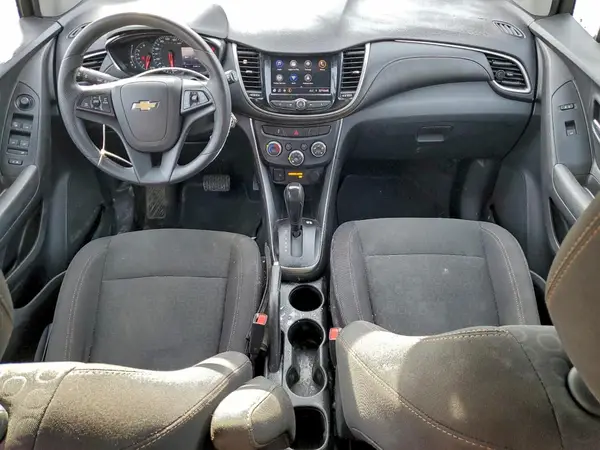 3GNCJNSB4LL240656 2020 CHEVROLET TRAX - Image 8