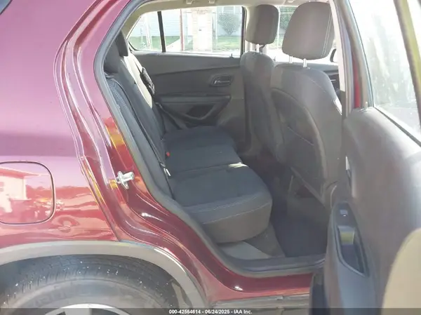 3GNCJNSB5GL159607 2016 CHEVROLET TRAX - Image 8