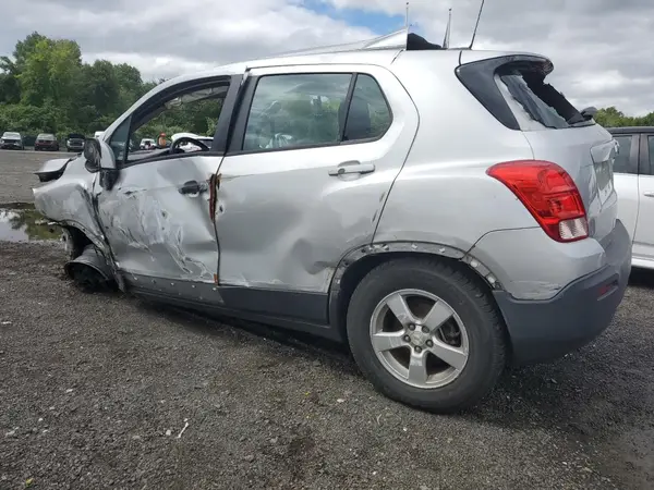 3GNCJNSB5GL260680 2016 CHEVROLET TRAX - Image 2