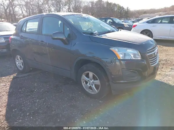 3GNCJNSB5GL260761 2016 CHEVROLET TRAX - Image 1