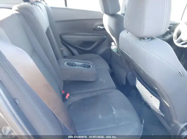 3GNCJNSB5GL260761 2016 CHEVROLET TRAX - Image 8