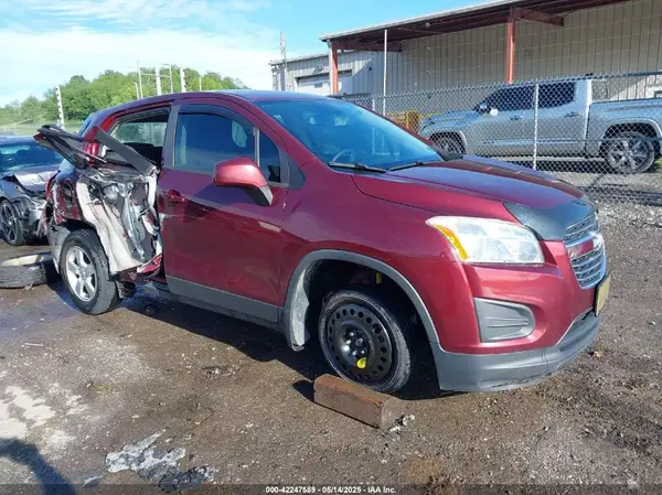 3GNCJNSB5GL270156 2016 CHEVROLET TRAX - Image 1
