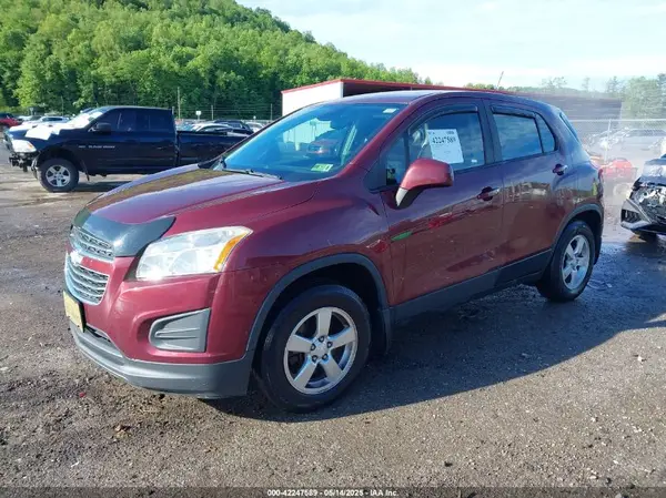 3GNCJNSB5GL270156 2016 CHEVROLET TRAX - Image 2