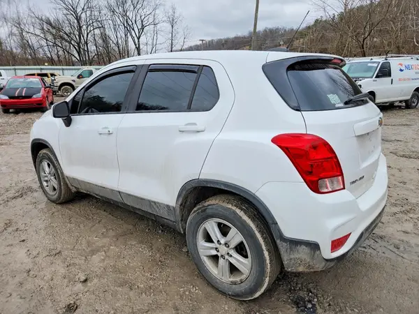 3GNCJNSB5HL197324 2017 CHEVROLET TRAX - Image 2