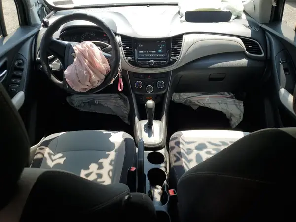 3GNCJNSB5HL208466 2017 CHEVROLET TRAX - Image 8