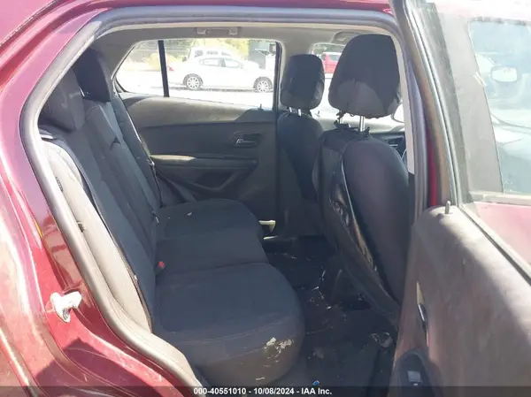 3GNCJNSB5HL215594 2017 CHEVROLET TRAX - Image 8