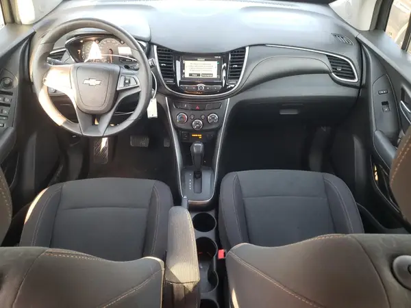 3GNCJNSB5HL250068 2017 CHEVROLET TRAX - Image 8