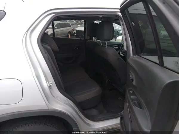 3GNCJNSB5HL254721 2017 CHEVROLET TRAX - Image 8