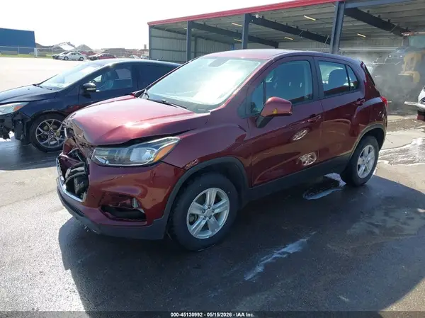3GNCJNSB5HL273639 2017 CHEVROLET TRAX - Image 2