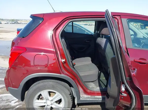 3GNCJNSB5HL273639 2017 CHEVROLET TRAX - Image 8