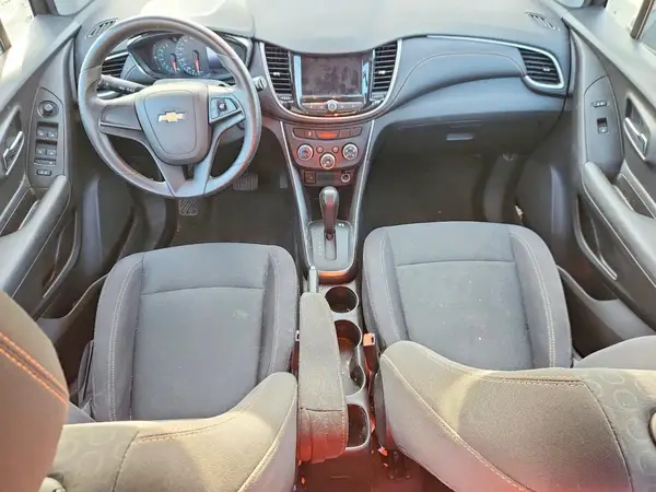 3GNCJNSB5JL299339 2018 CHEVROLET TRAX - Image 8