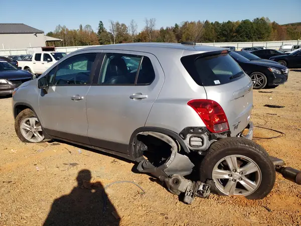 3GNCJNSB5KL214145 2019 CHEVROLET TRAX - Image 2