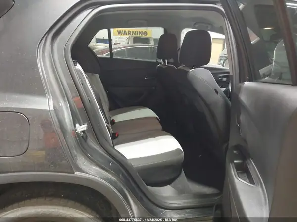 3GNCJNSB5KL248571 2019 CHEVROLET TRAX - Image 8