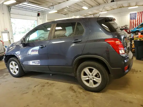 3GNCJNSB5KL250210 2019 CHEVROLET TRAX - Image 2