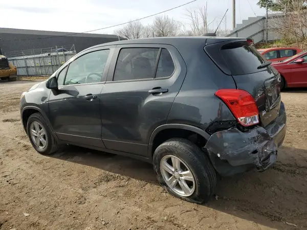 3GNCJNSB5KL286270 2019 CHEVROLET TRAX - Image 2