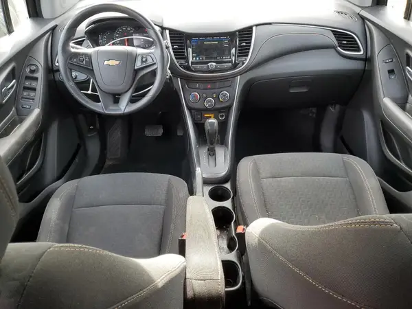 3GNCJNSB5KL286270 2019 CHEVROLET TRAX - Image 8
