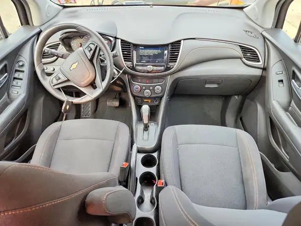 3GNCJNSB5KL315198 2019 CHEVROLET TRAX - Image 8