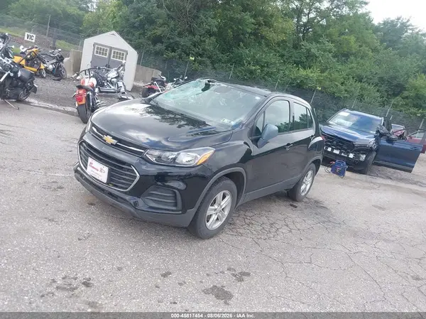3GNCJNSB5KL345009 2019 CHEVROLET TRAX - Image 2
