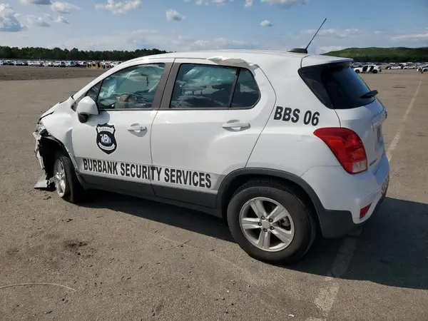 3GNCJNSB5KL374543 2019 CHEVROLET TRAX - Image 2