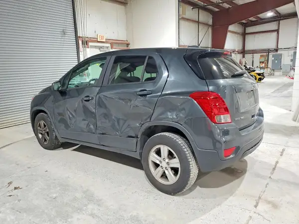 3GNCJNSB5KL389060 2019 CHEVROLET TRAX - Image 2