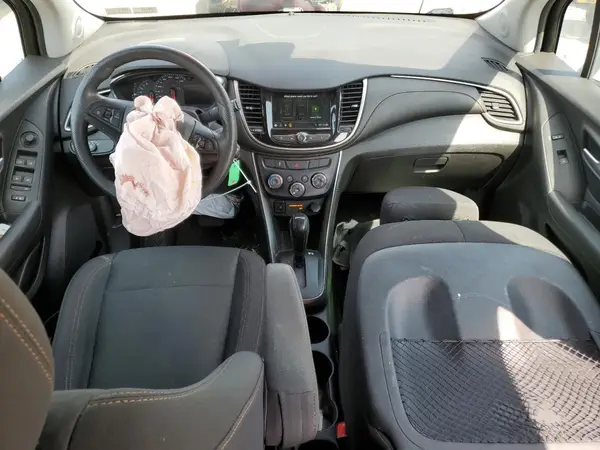 3GNCJNSB5KL401899 2019 CHEVROLET TRAX - Image 8