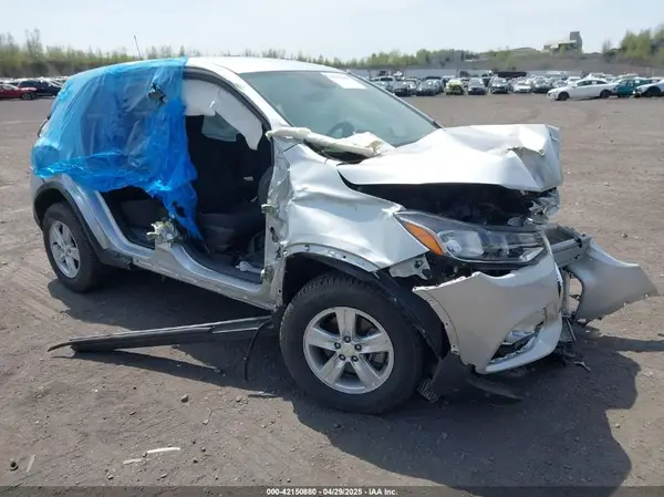 3GNCJNSB5KL403992 2019 CHEVROLET TRAX - Image 1