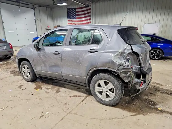 3GNCJNSB5LL157186 2020 CHEVROLET TRAX - Image 2