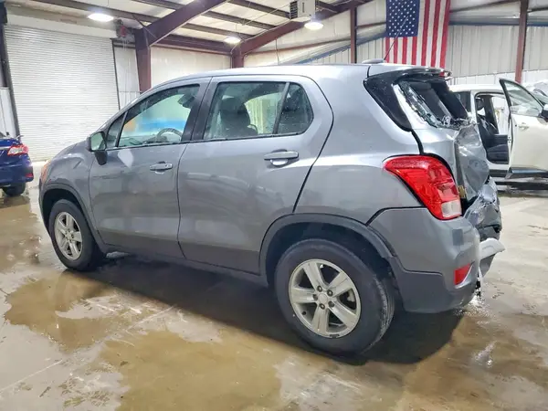 3GNCJNSB5LL158032 2020 CHEVROLET TRAX - Image 2