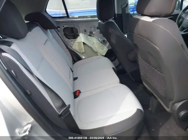 3GNCJNSB5LL202191 2020 CHEVROLET TRAX - Image 8