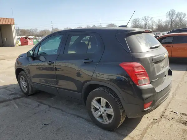 3GNCJNSB5LL228709 2020 CHEVROLET TRAX - Image 2