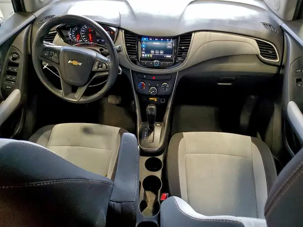 3GNCJNSB5LL265677 2020 CHEVROLET TRAX - Image 8
