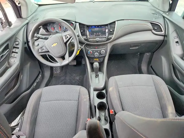 3GNCJNSB5LL315588 2020 CHEVROLET TRAX - Image 8