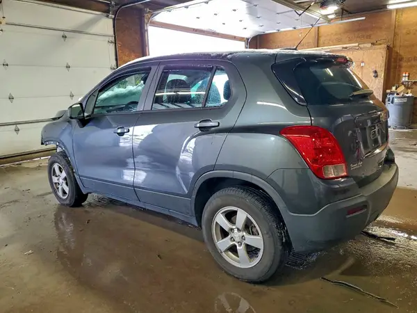 3GNCJNSB6GL213495 2016 CHEVROLET TRAX - Image 2