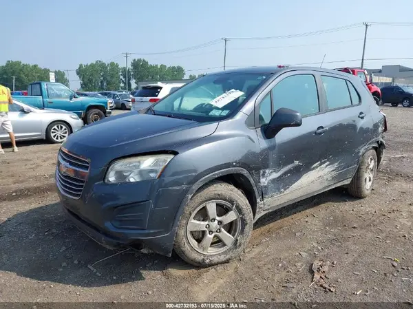 3GNCJNSB6GL255407 2016 CHEVROLET TRAX - Image 2
