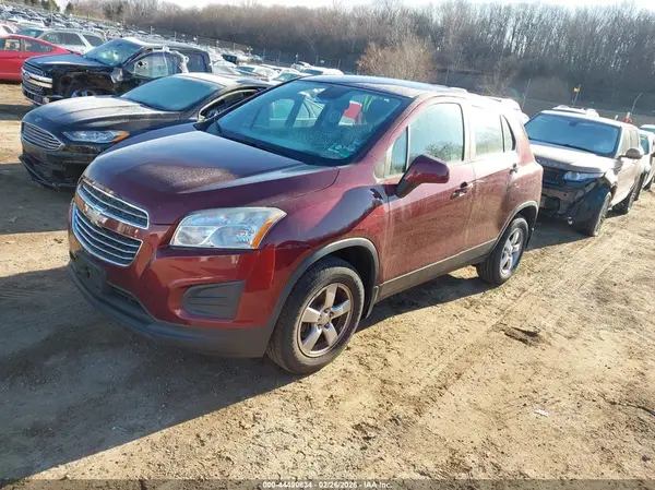 3GNCJNSB6GL258288 2016 CHEVROLET TRAX - Image 2