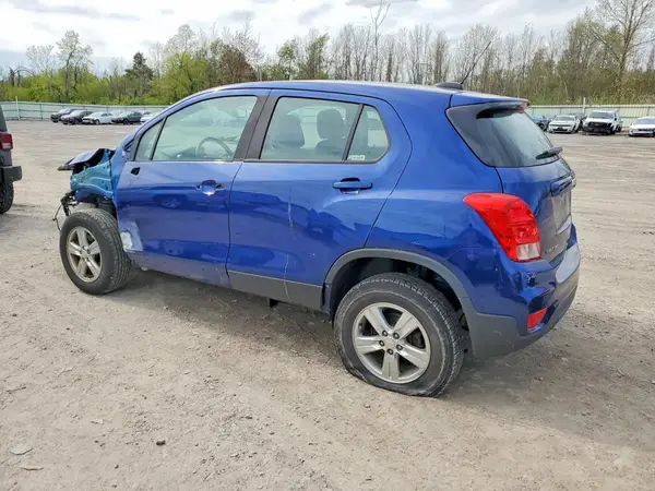 3GNCJNSB6HL191581 2017 CHEVROLET TRAX - Image 2