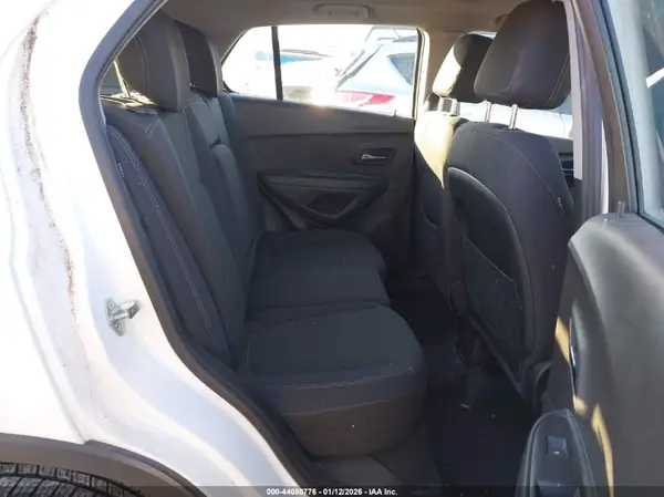 3GNCJNSB6HL192066 2017 CHEVROLET TRAX - Image 8
