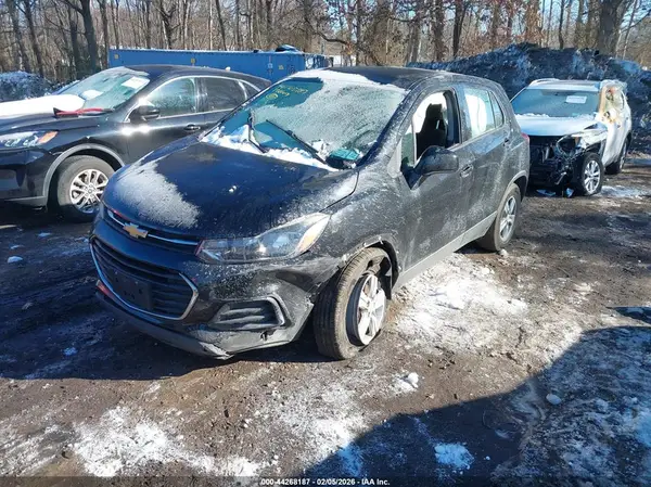 3GNCJNSB6HL206726 2017 CHEVROLET TRAX - Image 2