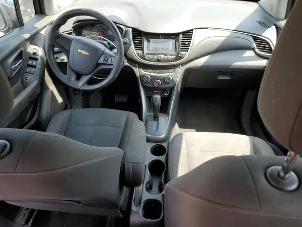 3GNCJNSB6HL272175 2017 CHEVROLET TRAX - Image 8