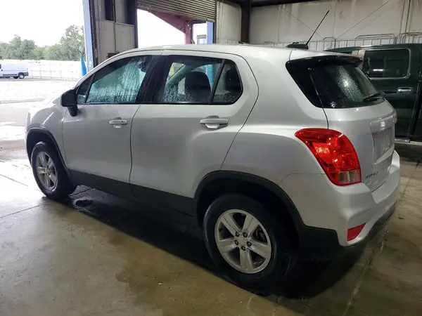 3GNCJNSB6HL275349 2017 CHEVROLET TRAX - Image 2