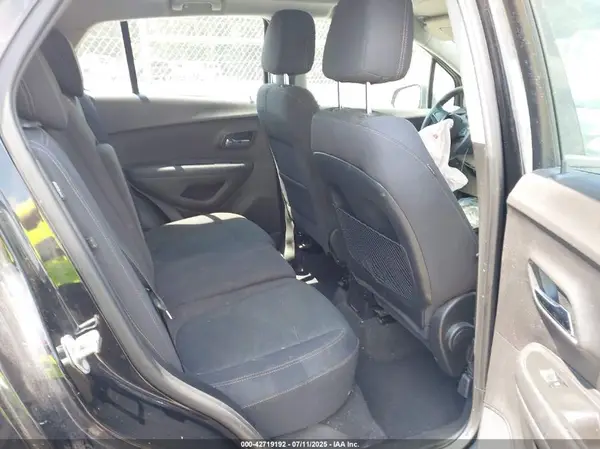 3GNCJNSB6HL284665 2017 CHEVROLET TRAX - Image 8